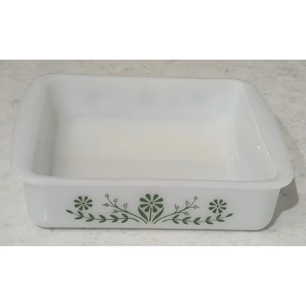 Vintage Glasbake J2428 8x8 Square 1.5 Qt Green Daisy Milk Glass Baking Dish